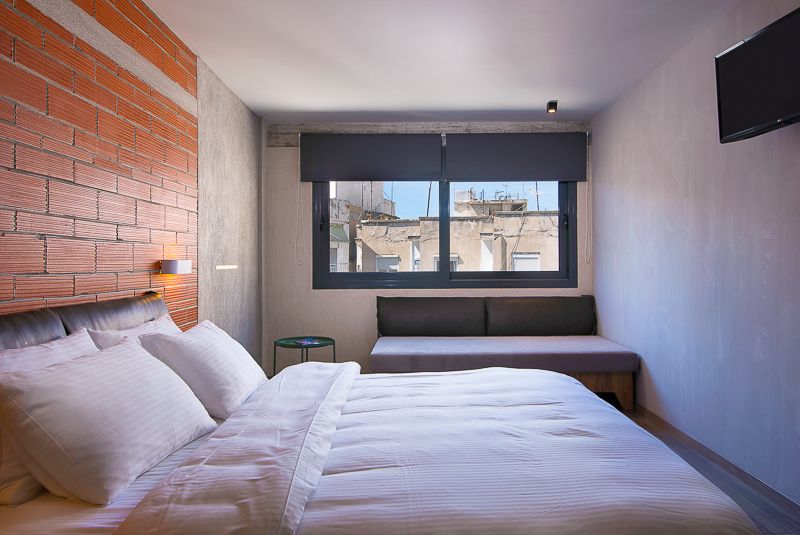 DOUBLE-PLUS-ROOM-8