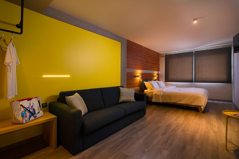 Large Double Room Urban Donkey Hotel 20